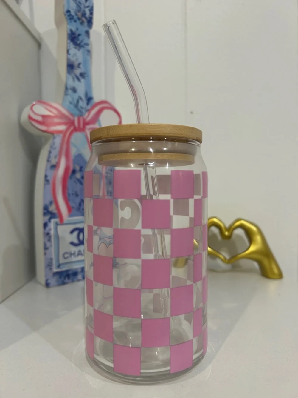 Cool Moms Club Pink Checkered Glass Tumbler with Bamboo Lid - Picture 2 of 2
